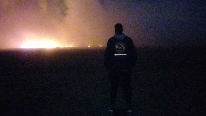 Las quemas no se detienen en Monteros y ponen en riesgo a viviendas