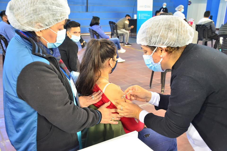 Vacunación en Monteros: instan a la población a completar el esquema