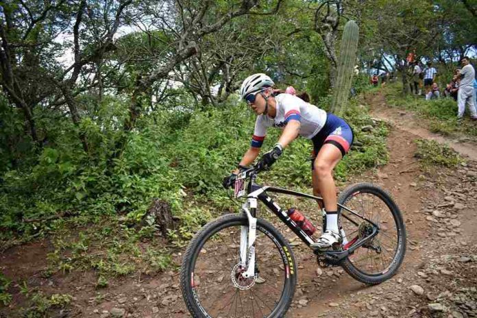 LUCIA CABRERA PIPKE ENTRE LAS MEJORES BIKERS DEL PAIS