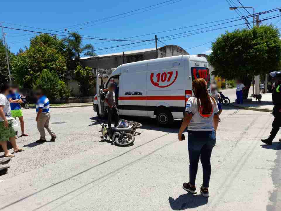 Accidente en Monteros: un motociclista resultó herido en la Villa Nueva