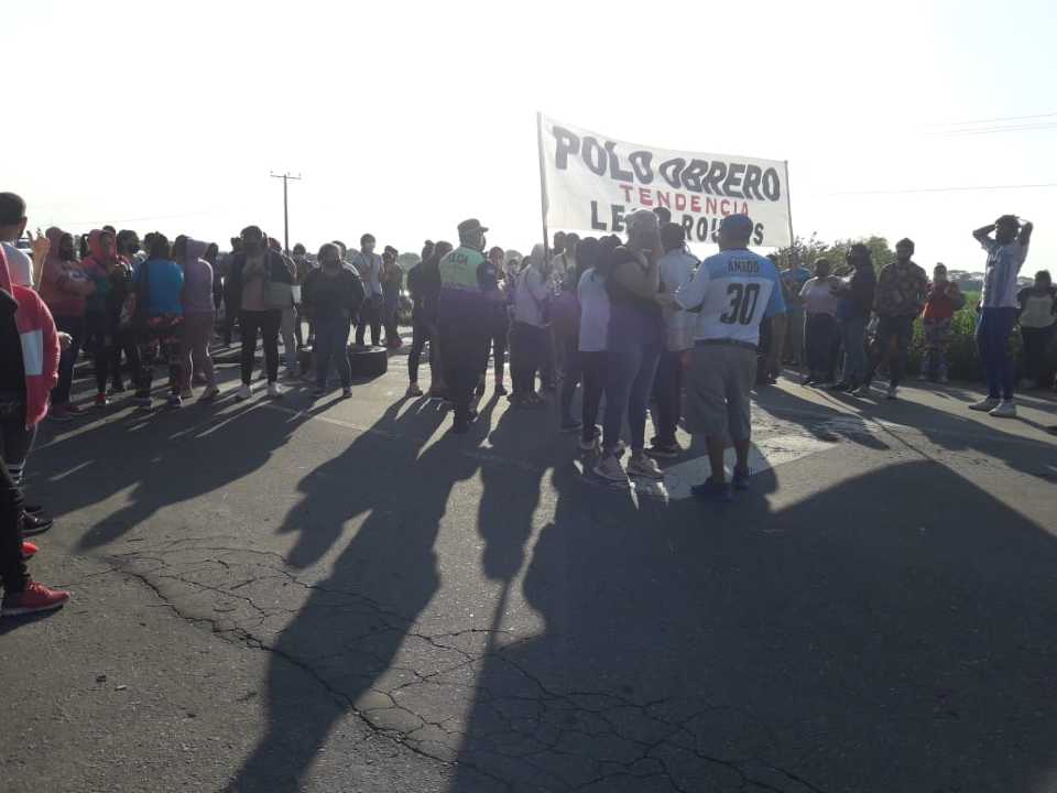 Acheral: Cortan la Ruta Nacional 38 en reclamo contra el gobierno provincial