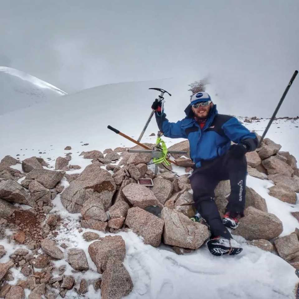 El monterizo Jorge García conquistó la cima de Los Nevados de Famatina (6250 msnm)