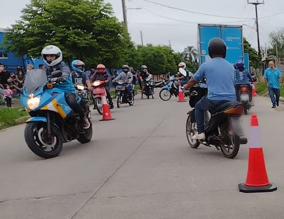Municipalidad de Monteros: junto al ANSV capacitaron a motociclistas