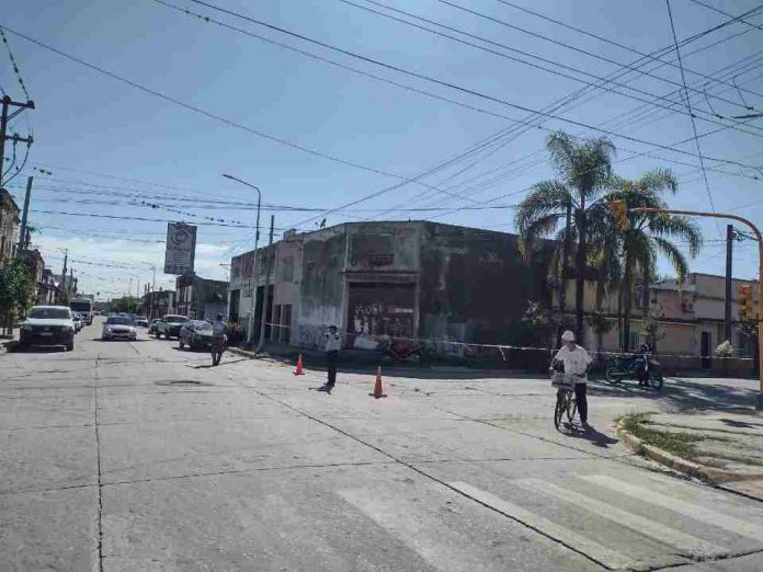 PERSONAL DE TRANSITO REORDENA EL TRAFICO EN MONTEROS