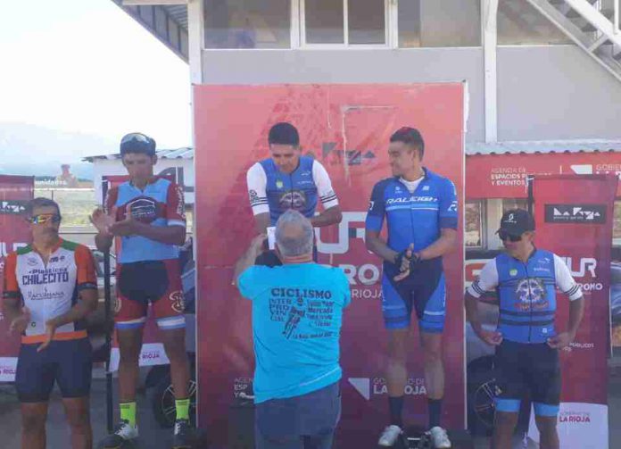 TRIUNFO DE CARLOS CASTILLO EN LA RIOJA