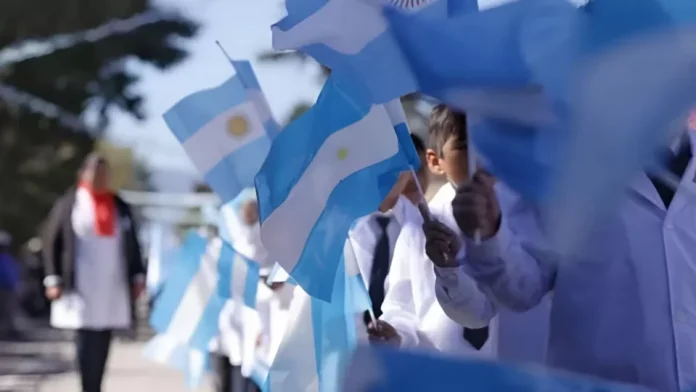 DIA DE LA INDEPENDENCIA - DESFILE