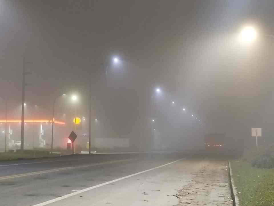 ESCASA VISIBILIDAD POR LA NEBLINA EN MONTEROS