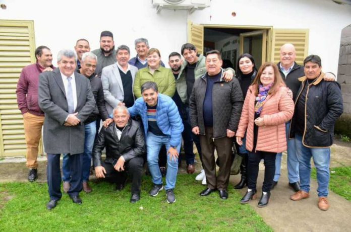 DELEGADOS COMUNALES DE MONTEROS APOYAN A SERGIO MASSA