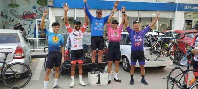 CARLOS CASTILLO SUMANDO VICTORIAS EN EL CICLISMO