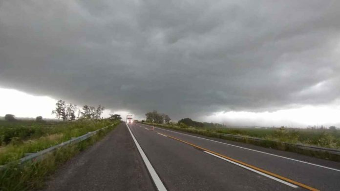 POSIBLES LLUVIAS Y TORMENTAS EN TUCUMAN - ALERTA METEOROLOGICO EN MONTEROS