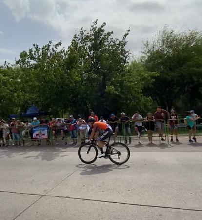 SANTIAGO AGÜERO EN EL CICLISMO