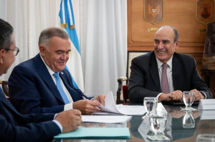 PACTO DE MAYO EN TUCUMAN CON GOBERNADORES