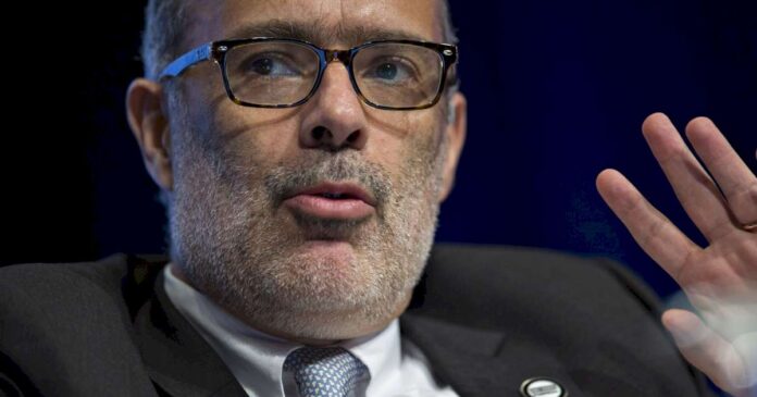 el-funcionario-del-fmi-criticado-por-milei-se-corre-de-las-negociaciones-con-argentina
