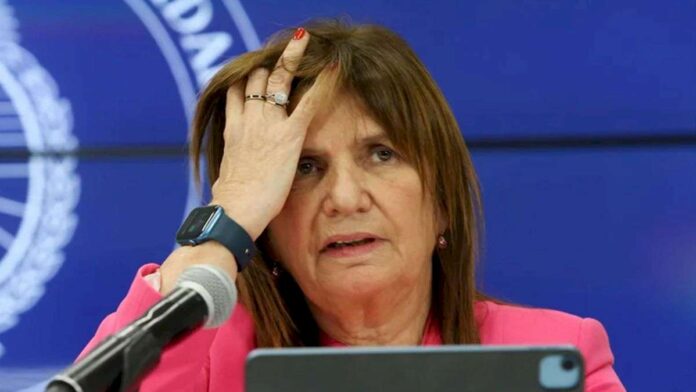 patricia-bullrich-cito-al-jefe-de-la-policia-federal:-salta-un-fusible?