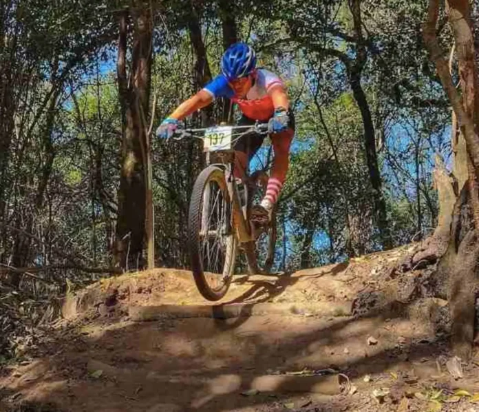 CROSS COUNTRY EN MONTEROS
