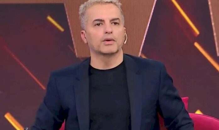 arde-america:-angel-de-brito-confirmo-la-llegada-de-dos-figuras-a-su-canal-y-causo-revuelo