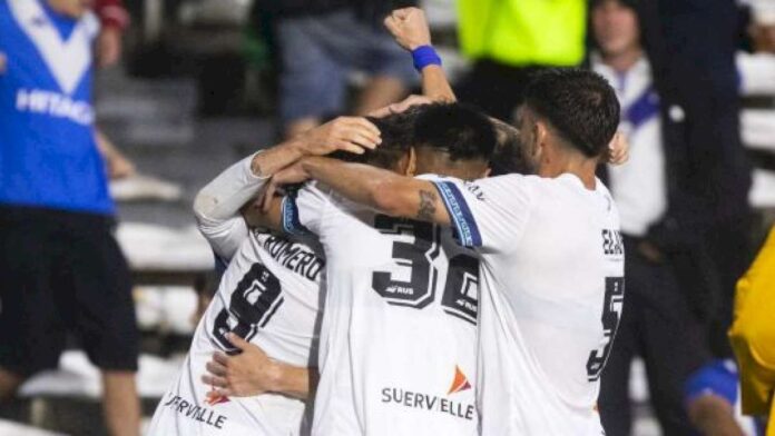 liga-profesional:-comienza-la-fecha-que-puede-consagrar-a-velez