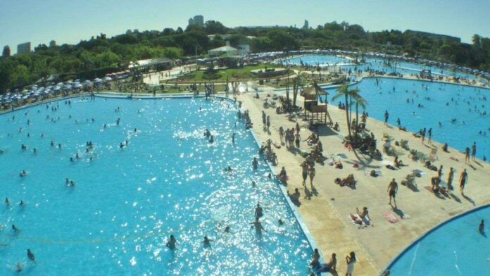 calor-agobiante-en-buenos-aires:-a-que-piletas-se-puede-ir