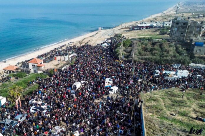 trump-sugiere-“limpiar”-gaza,-enviando-a-los-palestinos-a-egipto-y-jordania