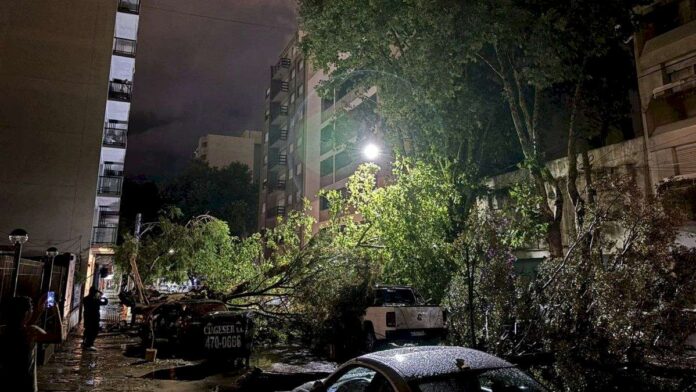 impresionante-tormenta-con-granizo-azoto-a-mar-del-plata
