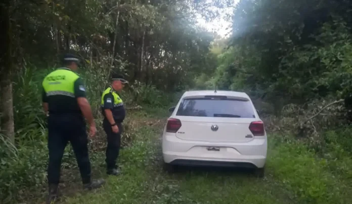 AUTOMOVIL ROBADO EN MONTEROS