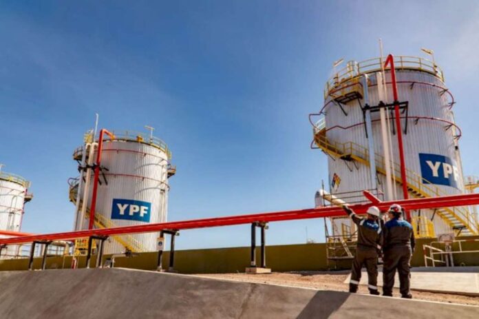 ypf-y-petronas,-alianza-exitosa:-amplian-obra-clave-para-exportar-mas-petroleo-desde-vaca-muerta