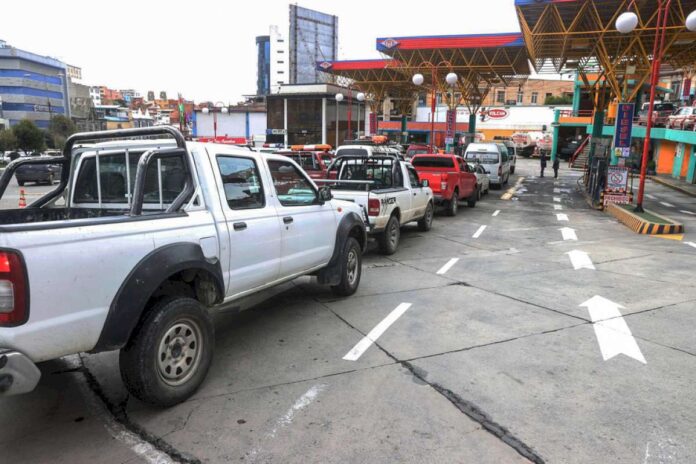 bolivia:-transportistas-amenazan-con-una-huelga-contra-arce