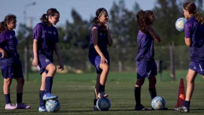 el-proyecto-de-futbol-femenino-de-talleres-esta-basado-en-la-formacion-y-el-largo-plazo