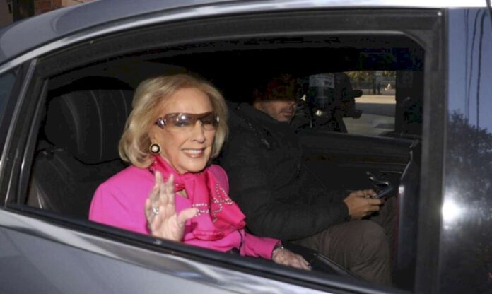 mirtha-legrand-despidio-a-un-asistente-de-extrema-confianza-tras-30-anos