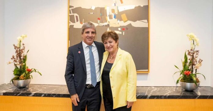 la-euforia-de-luis-caputo,-el-futuro-de-kristalina-georgieva-y-la-fuerte-movida-del-campo