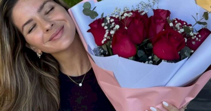 por-que-galatasaray-le-mando-un-ramo-de-flores-y-una-carta-a-la-china-suarez