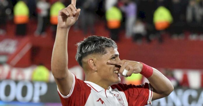 la-perla-ramirez,-figura-en-el-triunfo-de-huracan:-“la-lesion-me-hizo-mas-fuerte”
