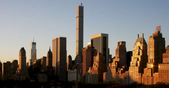 tormentas-aisladas-y-radiacion-uv-extrema-encienden-alertas-en-nueva-york-este-sabado-17-de-mayo
