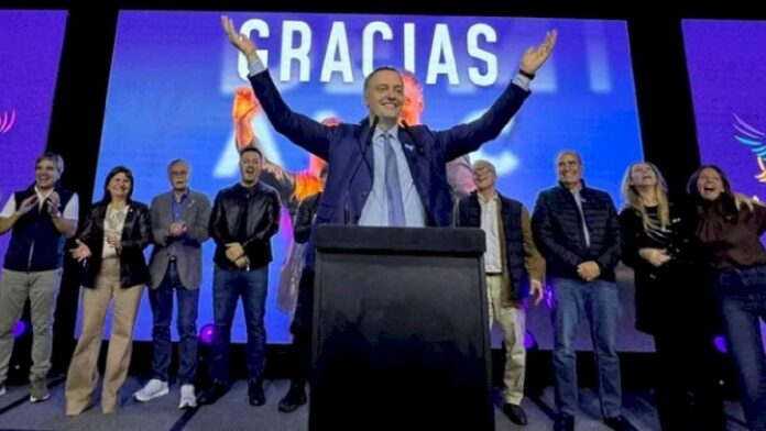 la-city-preve-nuevo-repunte-en-el-precio-de-acciones-y-bonos,-luego-del-triunfo-de-adorni